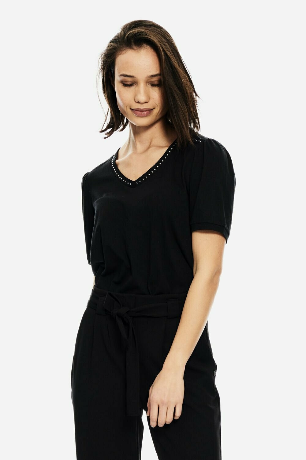 T-Shirt mit Nieten
