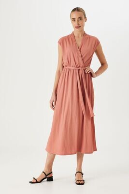 schönes Wickelkleid