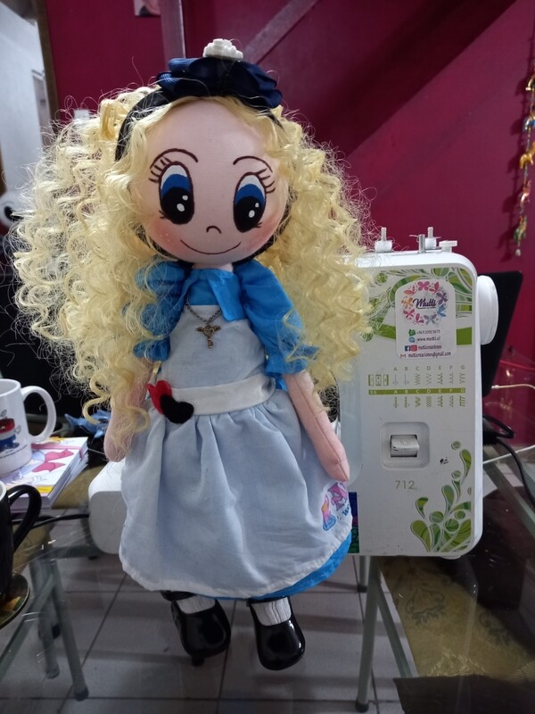 Alicia, en el país de las maravillas