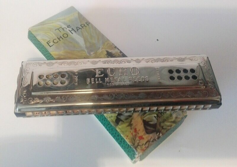 The Echo Harp Glockenreine Stimmung C/G Hohner Mundharmonika 56/96 M1 mit OVP The Echo Harp Glockenreine Stimmung C/G Hohner Mundharmonika 56/96 M1 mit OVP
