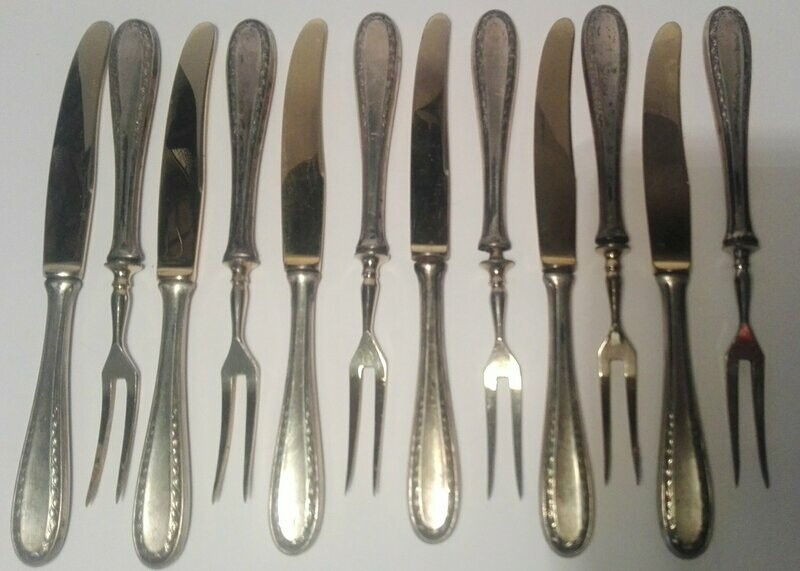 Antikes 12tlg. 800er Silber Obstbesteck Dessertbesteck und vergoldet Antikes 12tlg. 800er Silber Obstbesteck Dessertbesteck und vergoldet