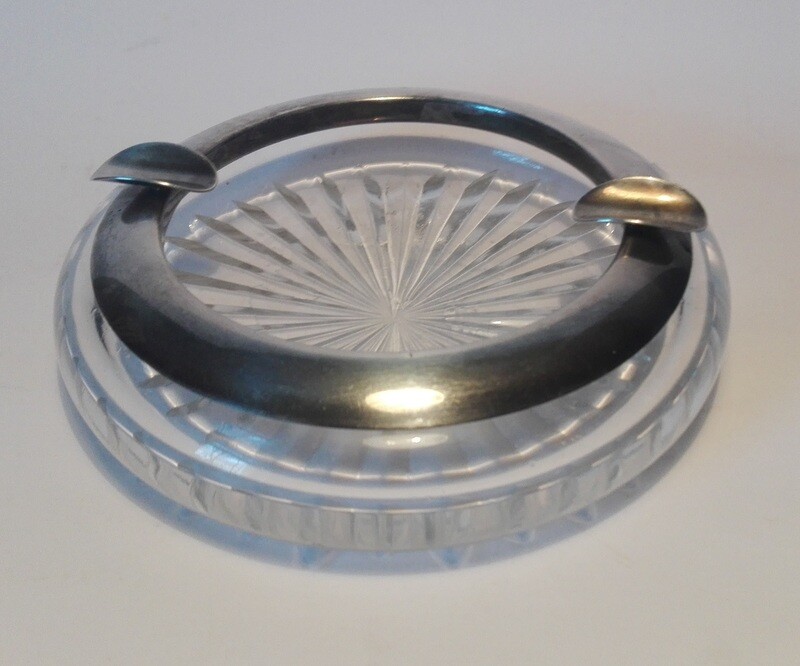Großer Wilhelm Binder Glas Aschenbecher Silber Großer Wilhelm Binder Glas Aschenbecher Silber
