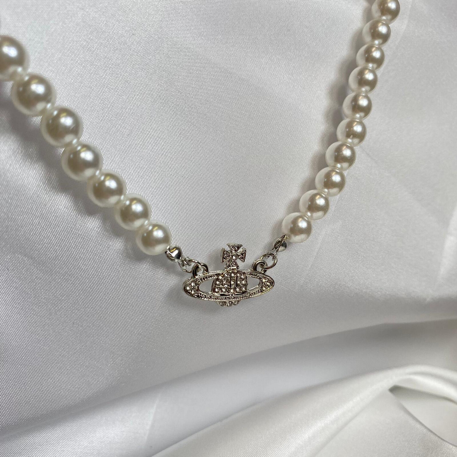 ORB pearl necklace 