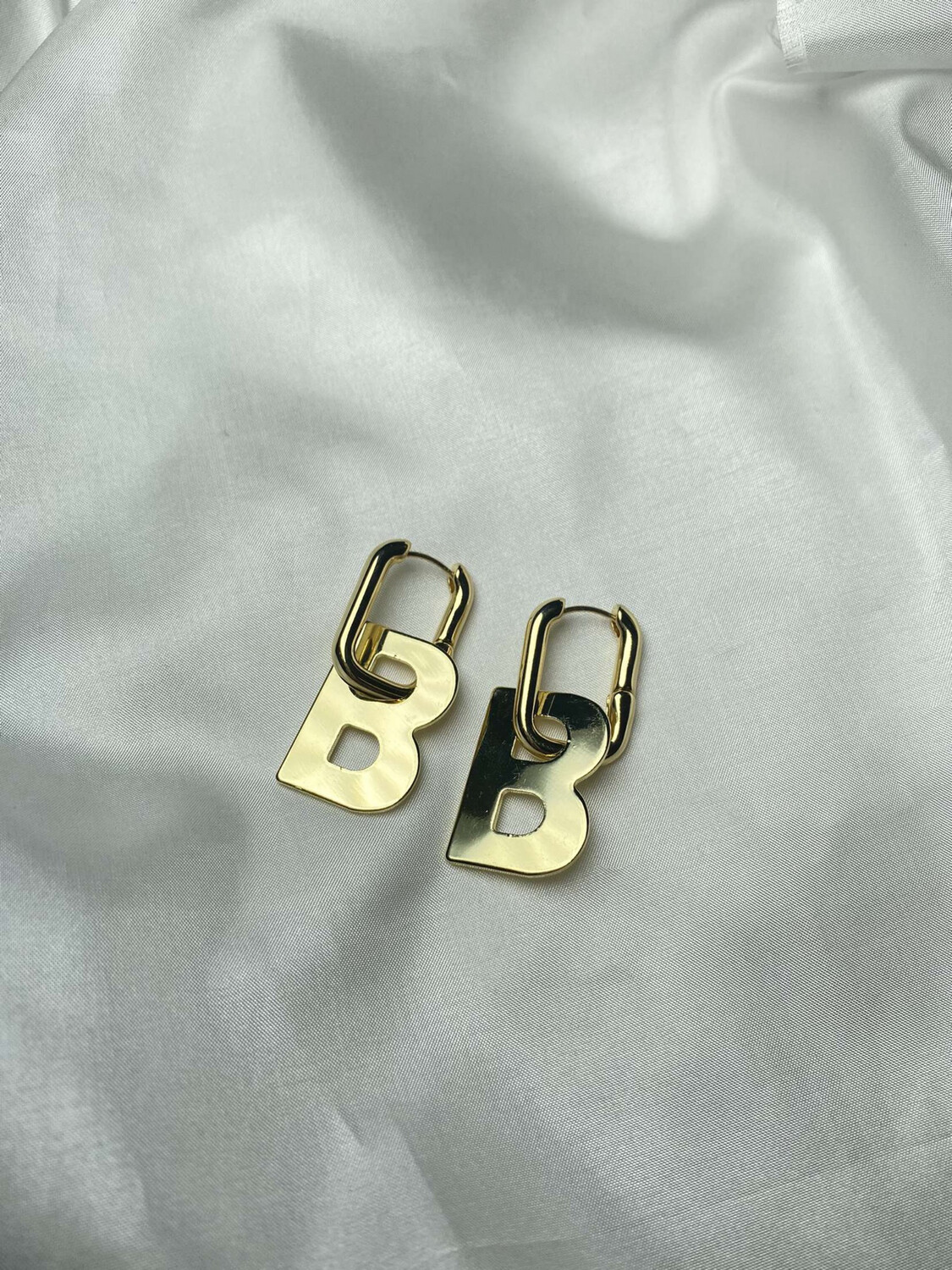 Bella hoop earrings