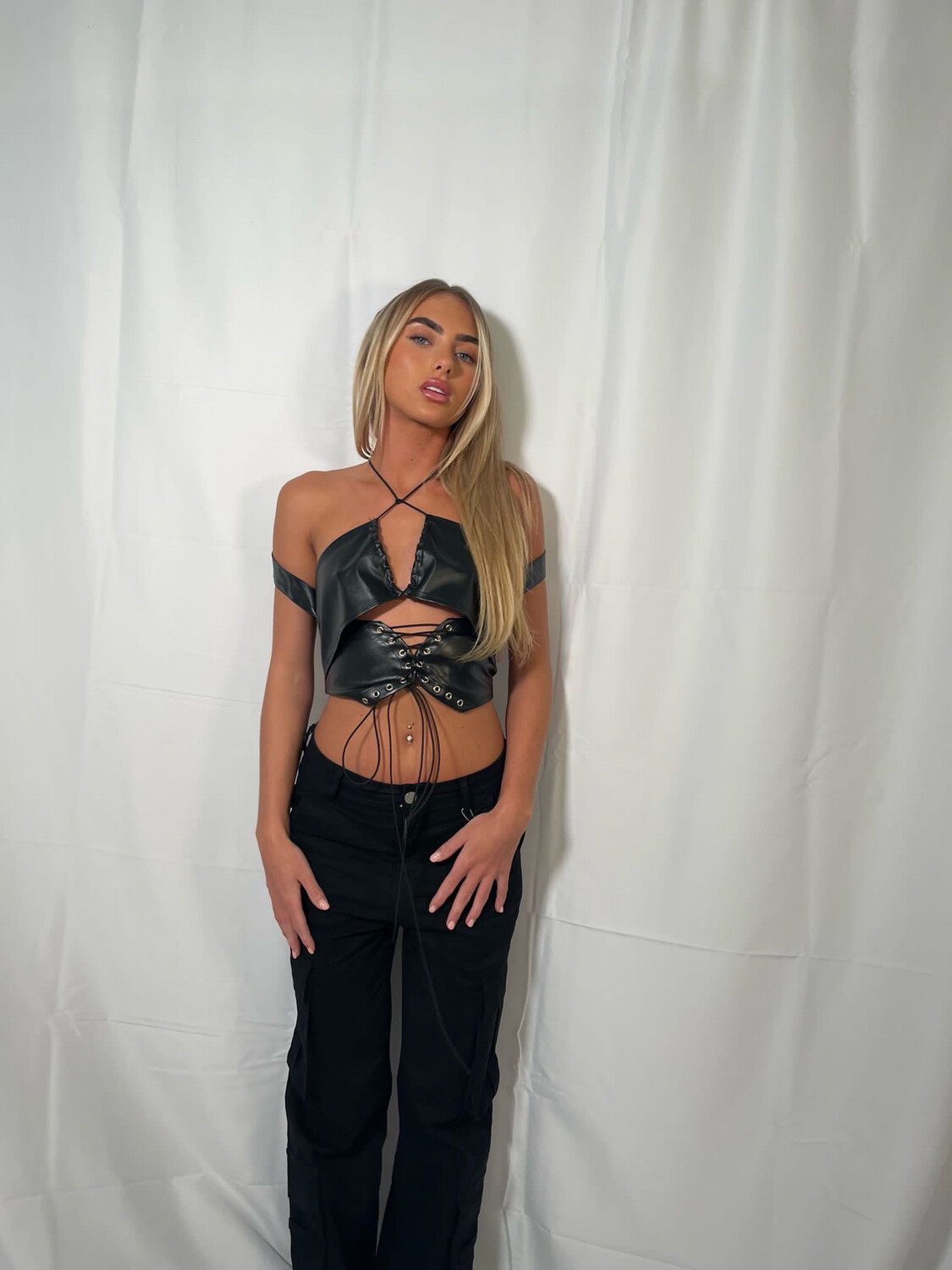 Luna leather top