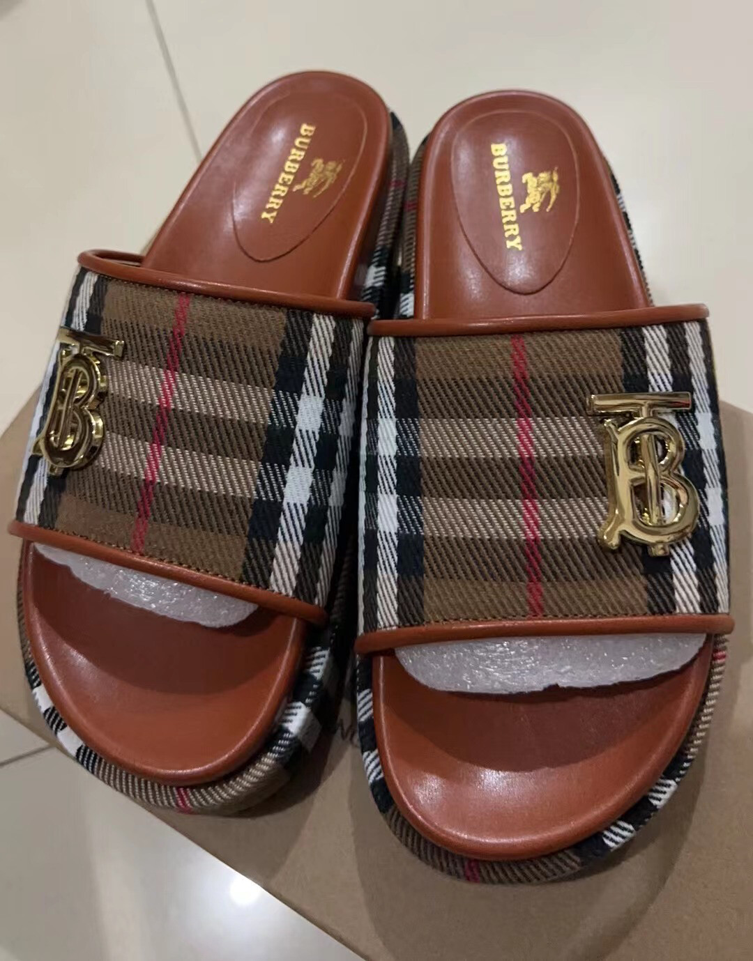 Bella sliders