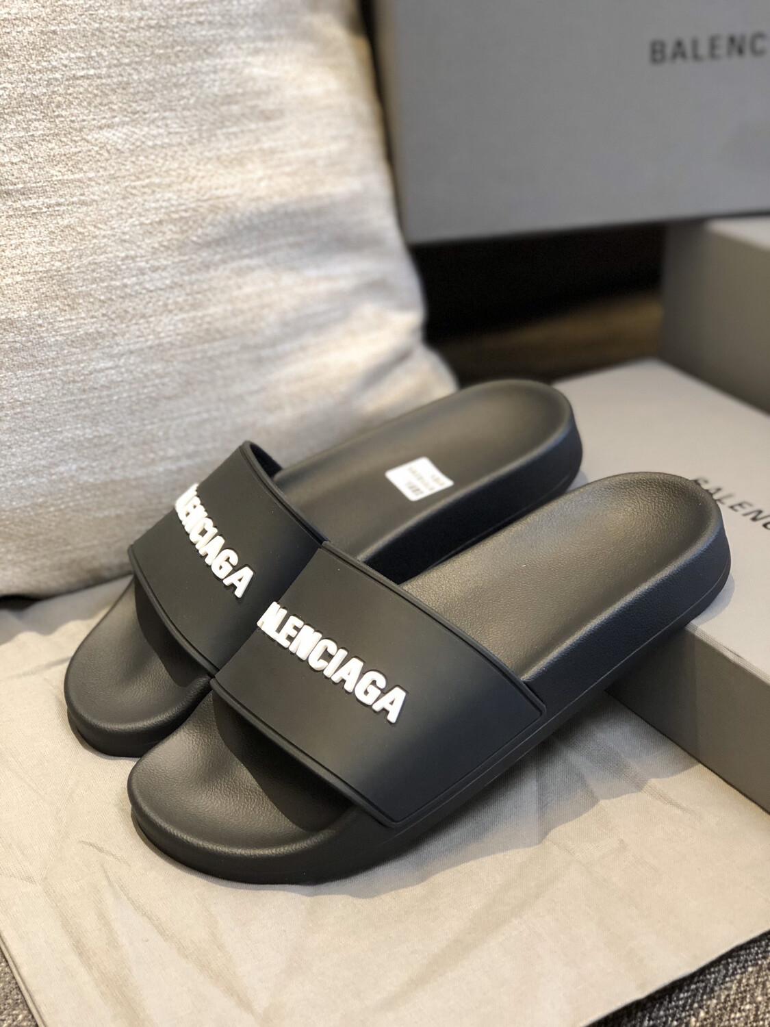 Bally sliders