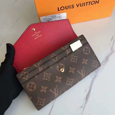 Lilly purse
