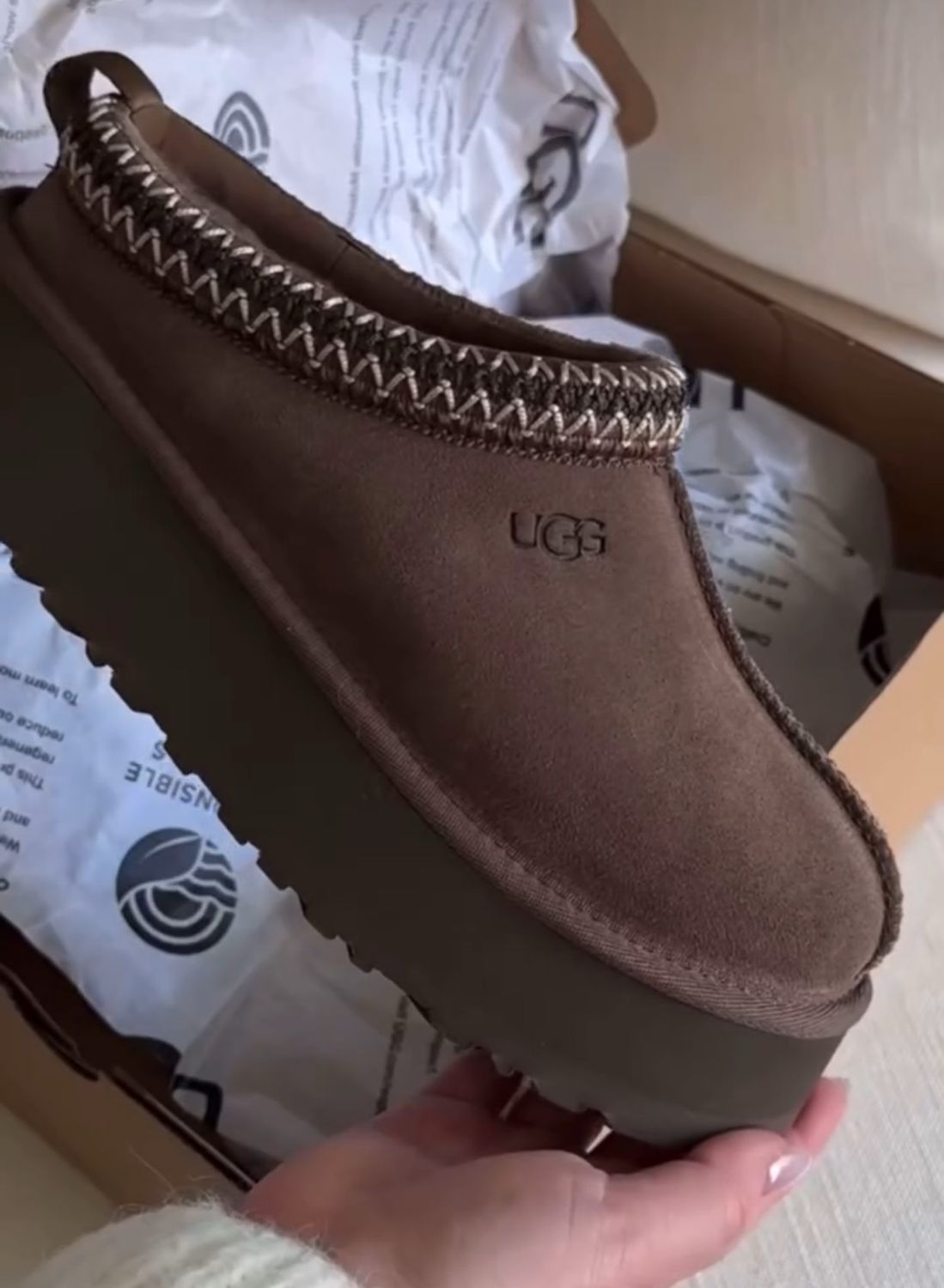 UG slipper