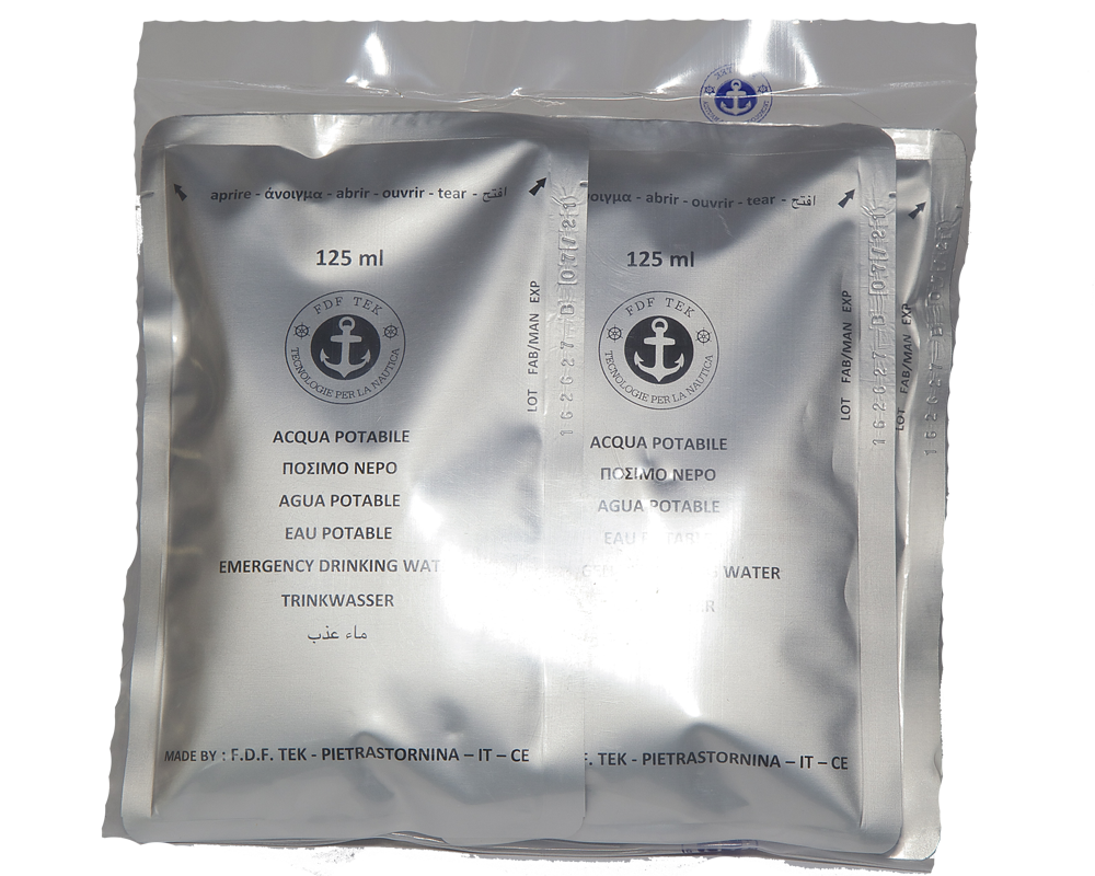 Lot de 4 sachets d&#39;eau de 125 ml