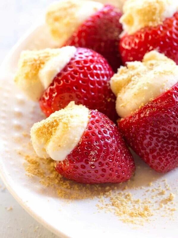 Stuffed cheesecake strawberries