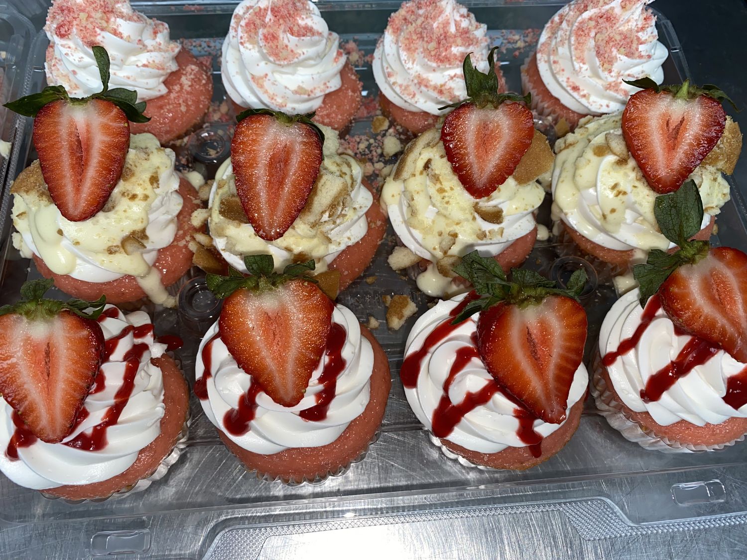 Dozen (12) Cupcakes