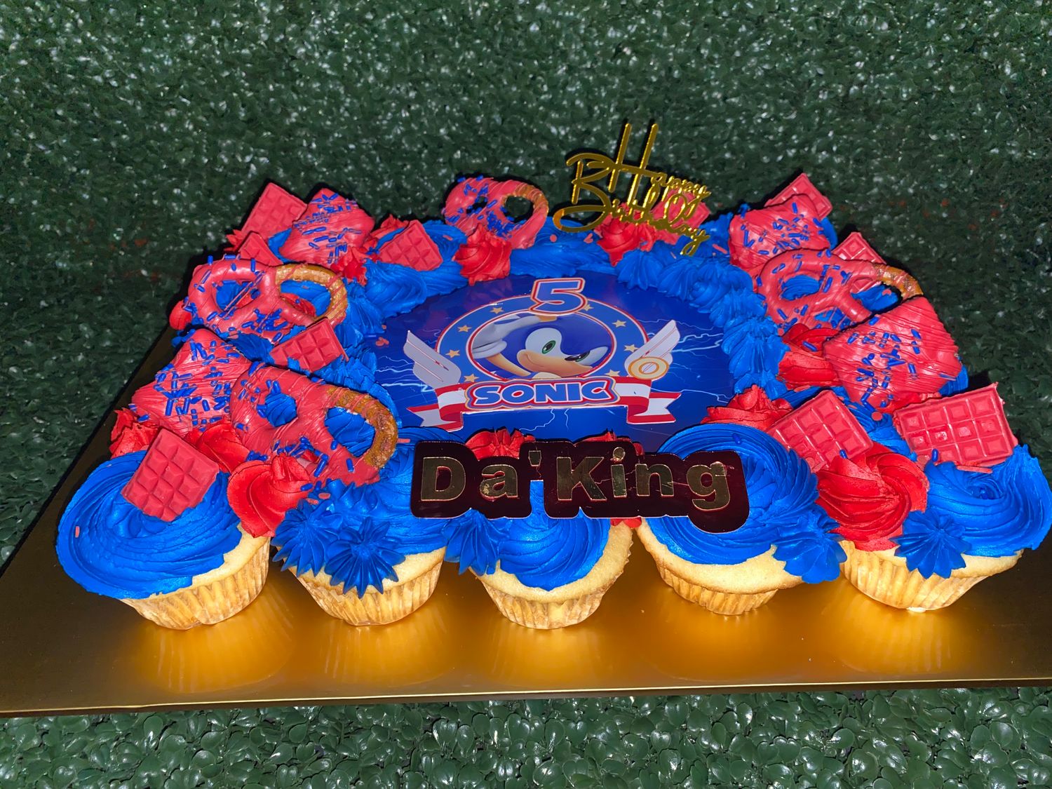 Cupcake Cake