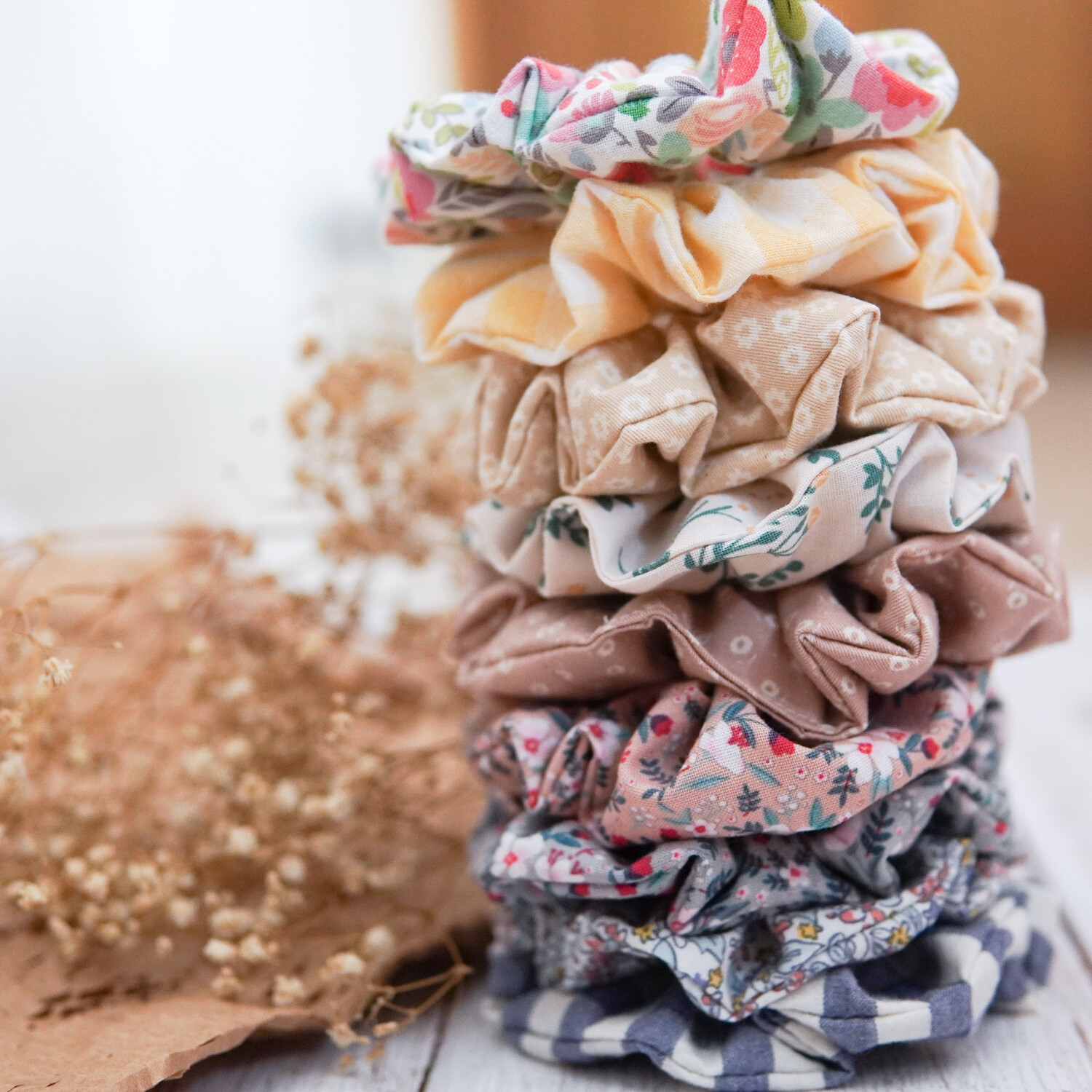 Scrunchies Instock
