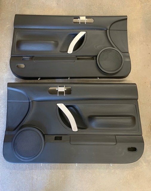 2007 vw beetle convertible door panels deals
