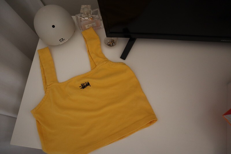 Stussy Cropped Singlet Top (Yellow )