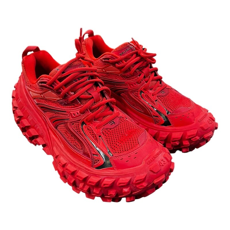 BALENCIAGA