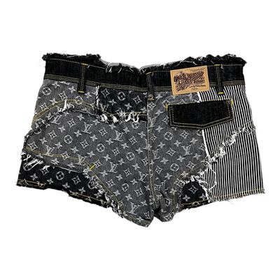 LV-34-MULTI MONOGRAM SHORTS