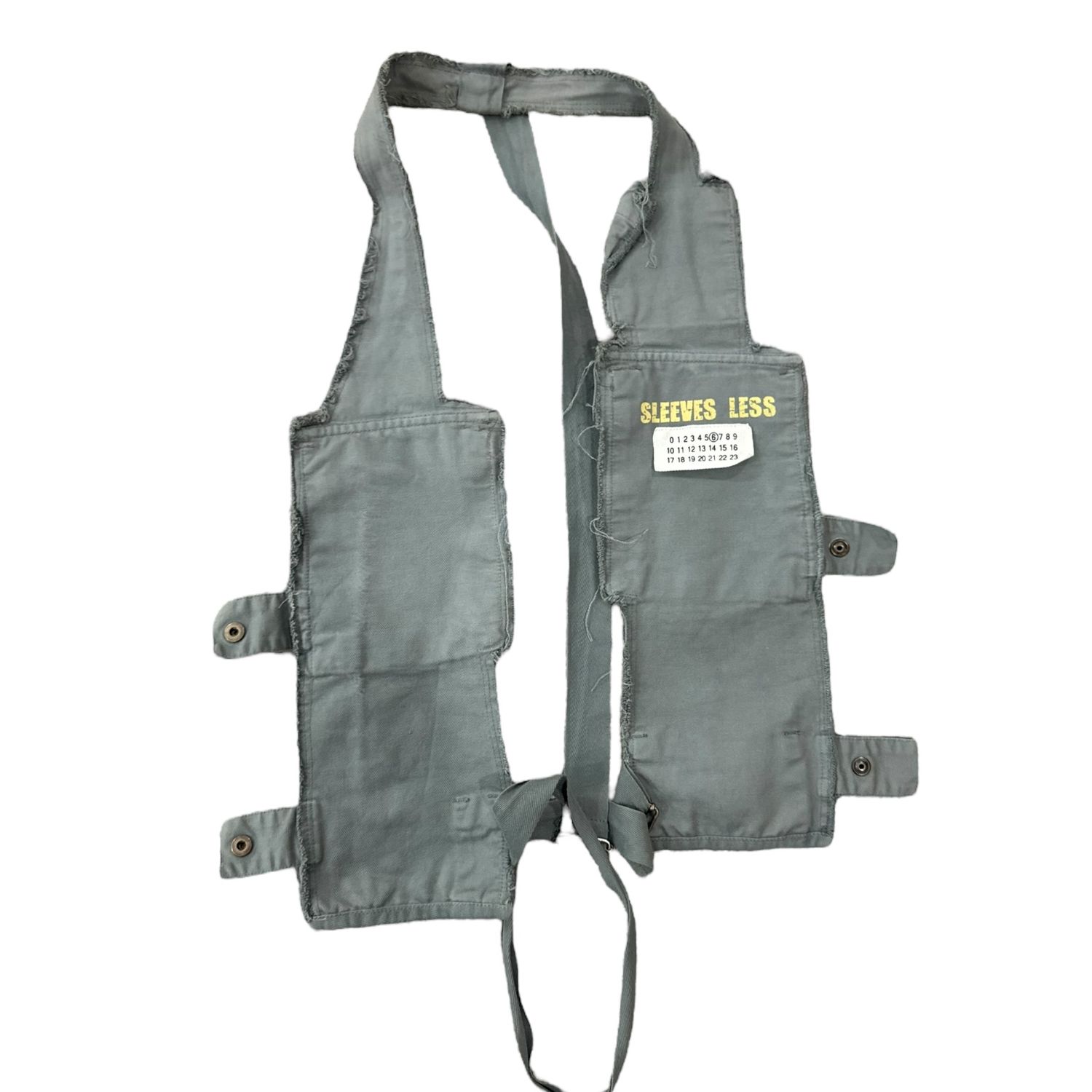MARG-SLEEVELESS 