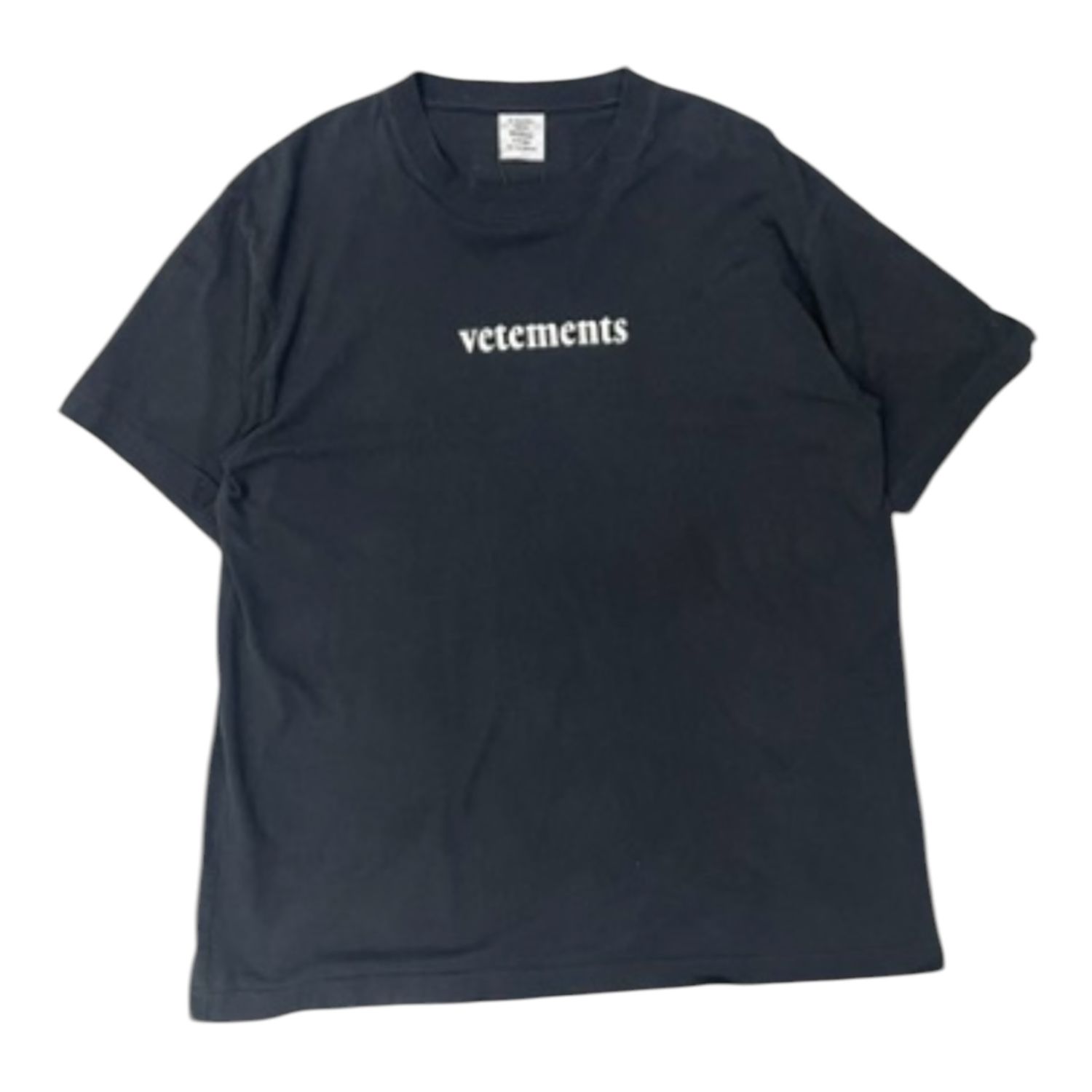 VETEMENTS