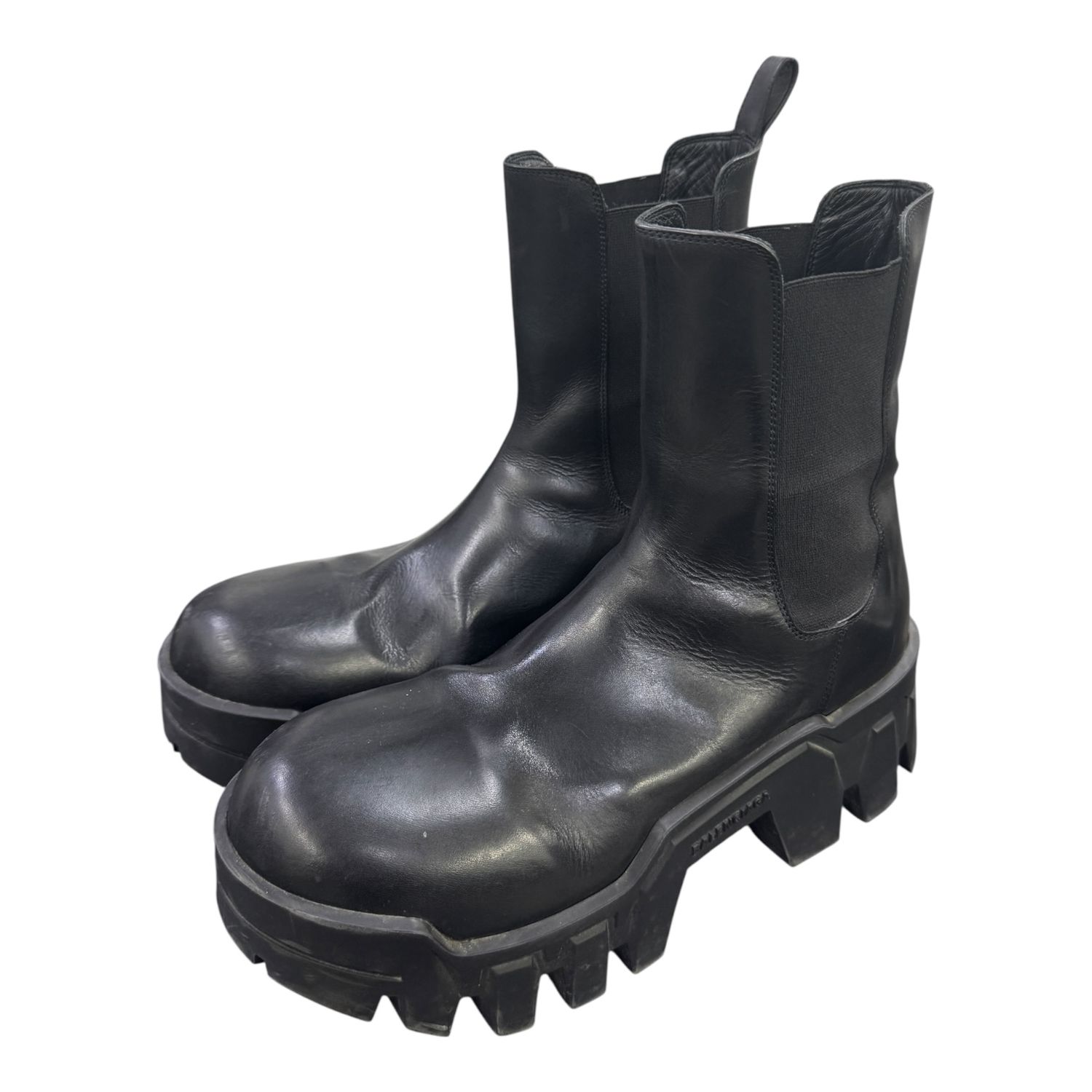 BALENCIAGA