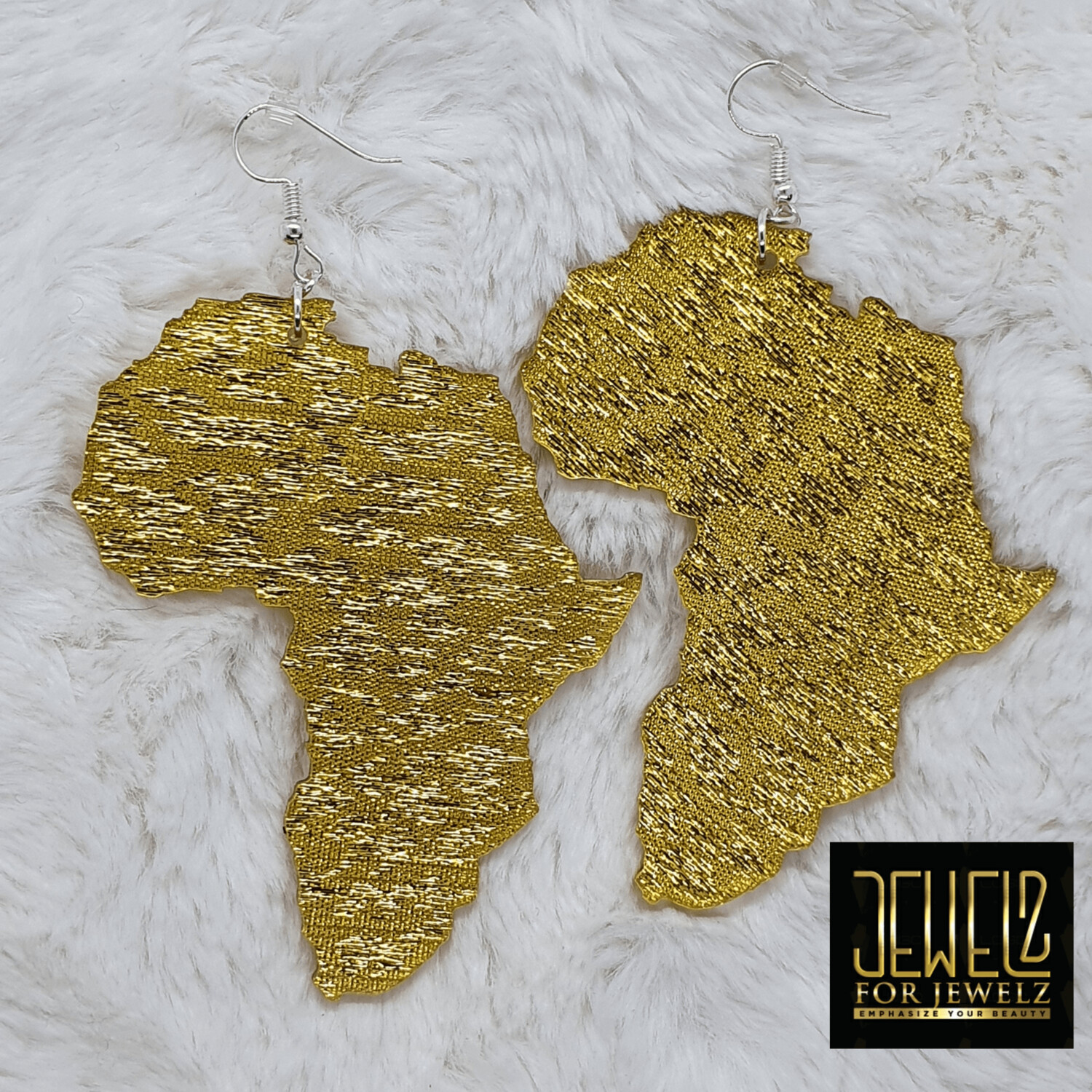 Africa glitters (gold)