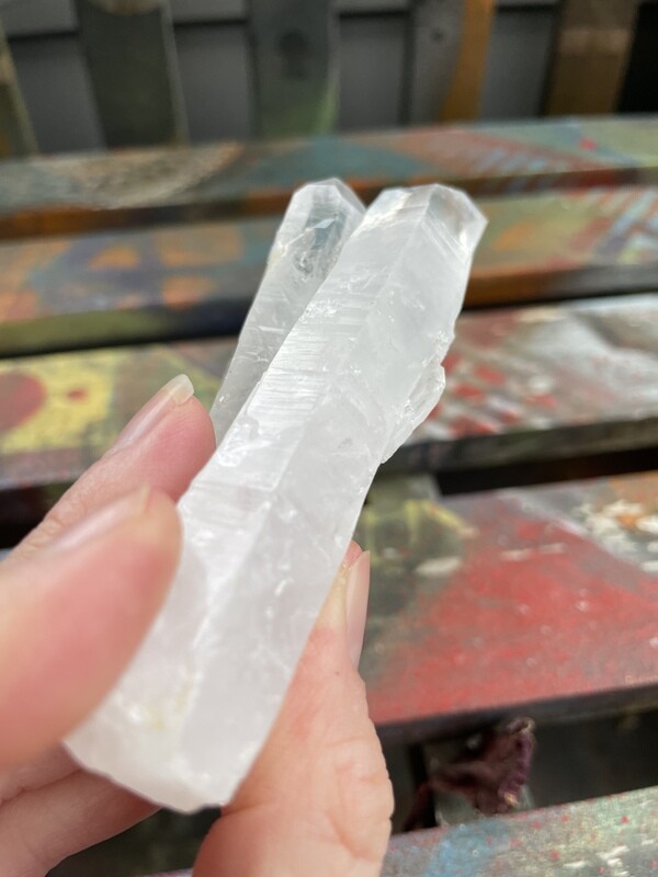 TWIN PEAKS Lemurian Quartz - Solo Crystal w/ 3D Printed Stand