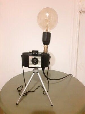 Vintage desktop camera lamp