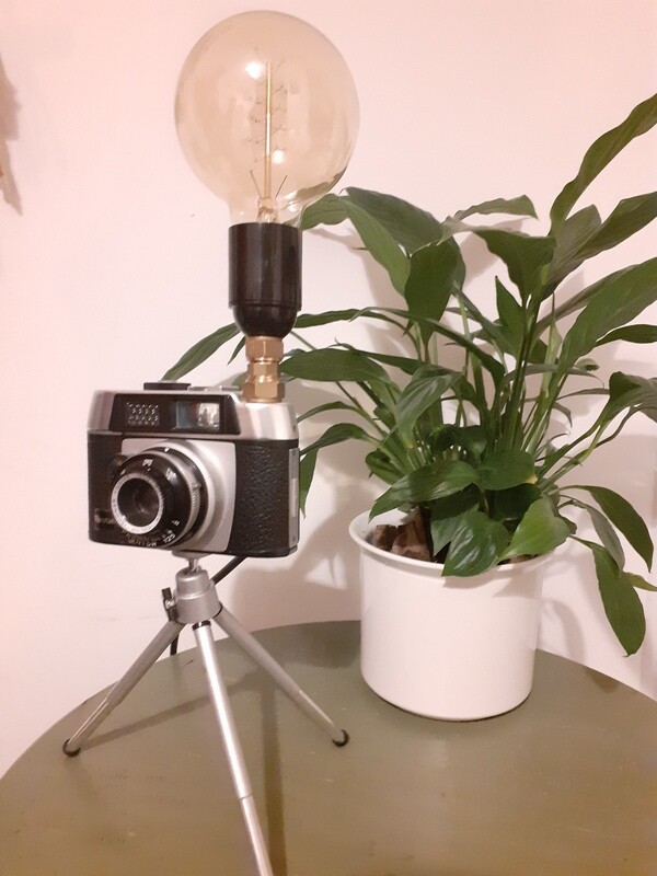 Vintage desktop camera lamp