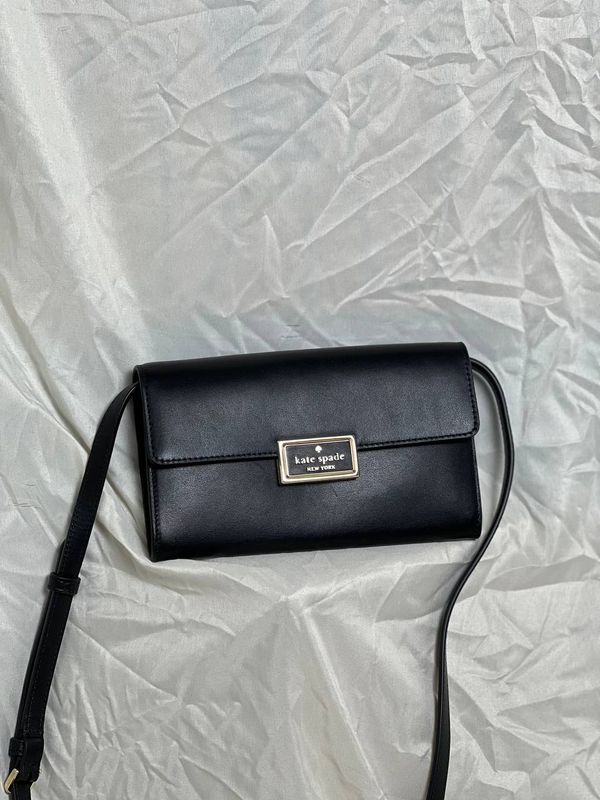 KATE SPADE Reegan Wallet Crossbody