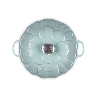 LE CREUSET Signature Petal Braiser (Sea Salt)