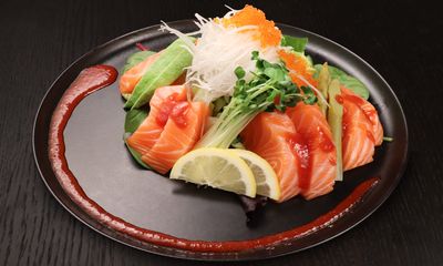 Spicy Salmon Sashimi