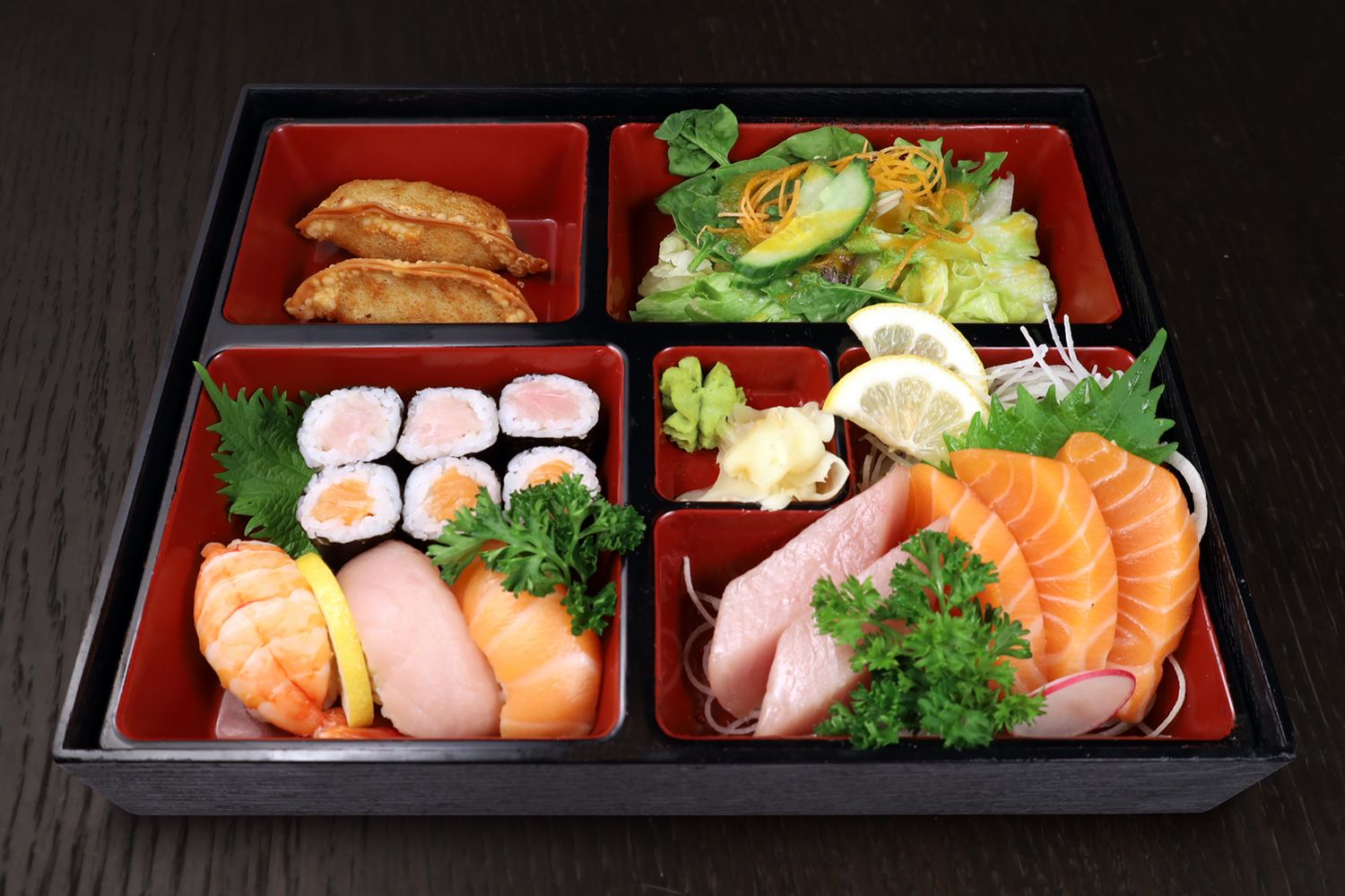 Sushi &amp; Sashimi Bento C