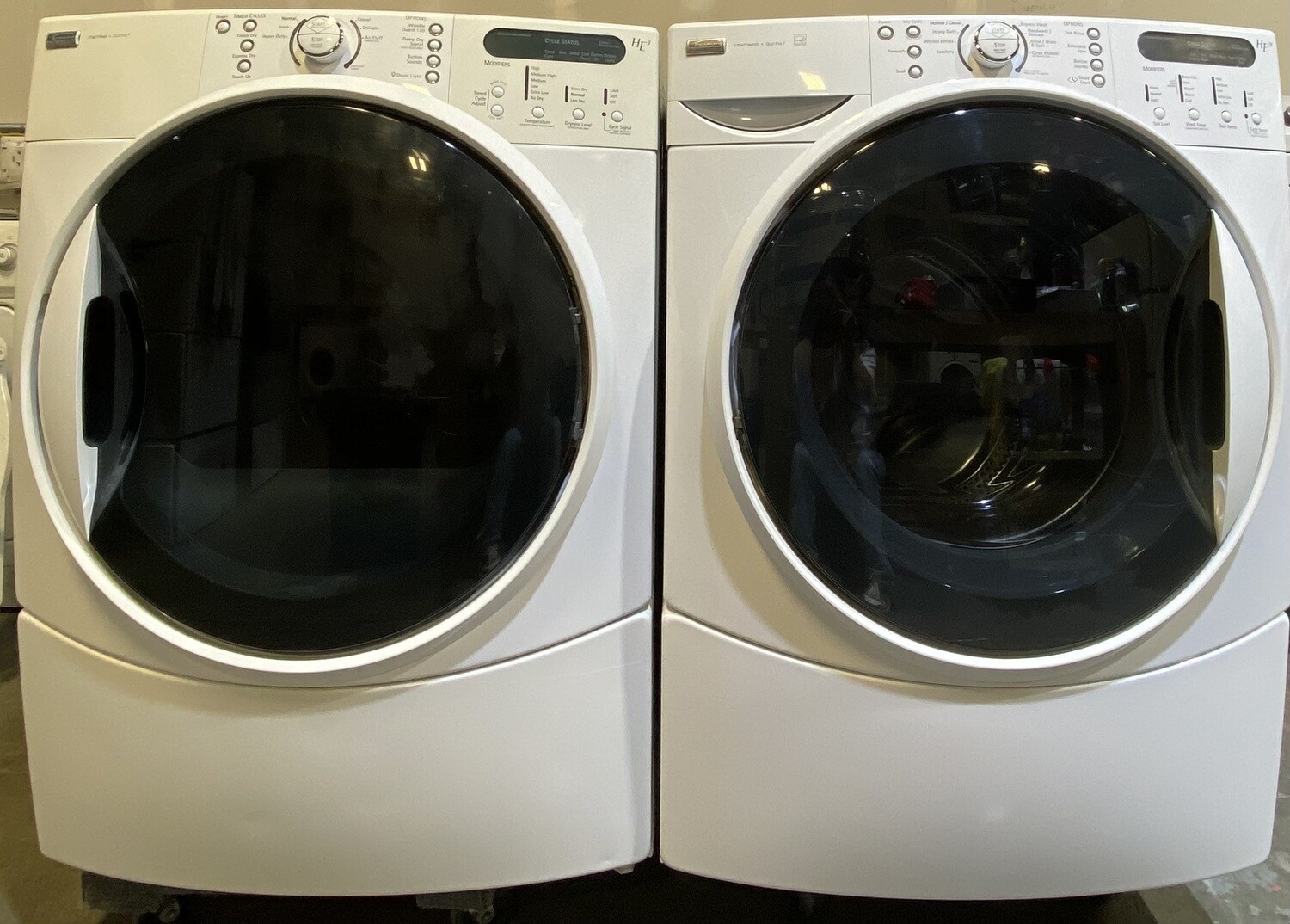 KENMORE WHITE WASHER AND DRYER SET CSW3710051 MY2002340