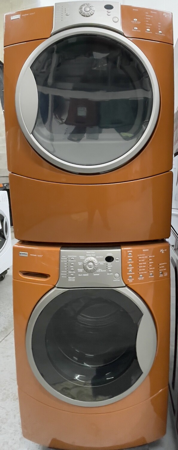 KENMORE ORANGE WASHER AND DRYER SET CSS0208792 MS4001642