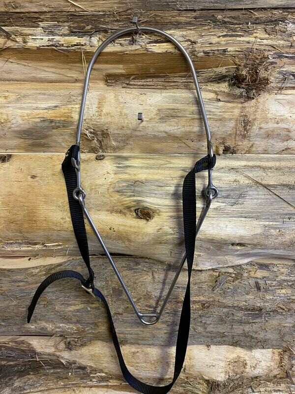 #204 smooth hinged tie down