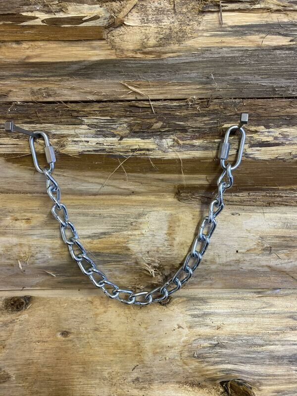 #210 Chain Curb