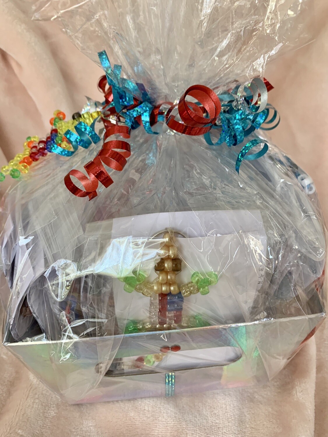 Lucky Lizard Send-A-Smile Basket - American Flag Design