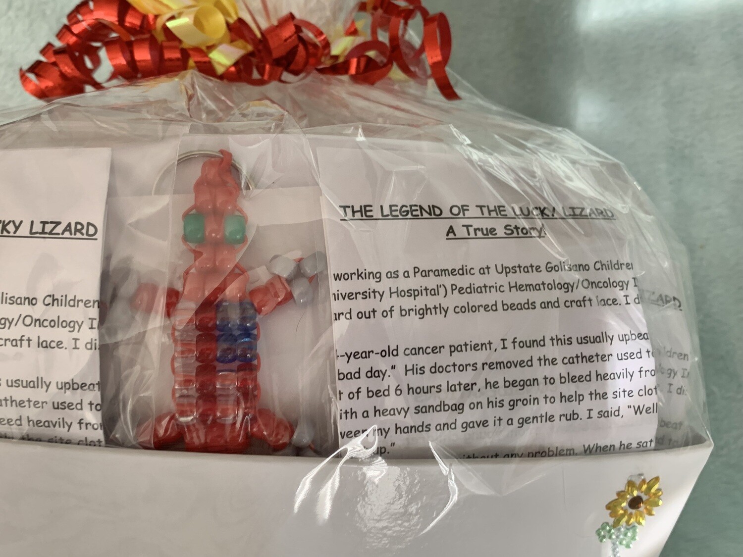 Lucky Lizard Send-a-Smile Basket - American Flag Design