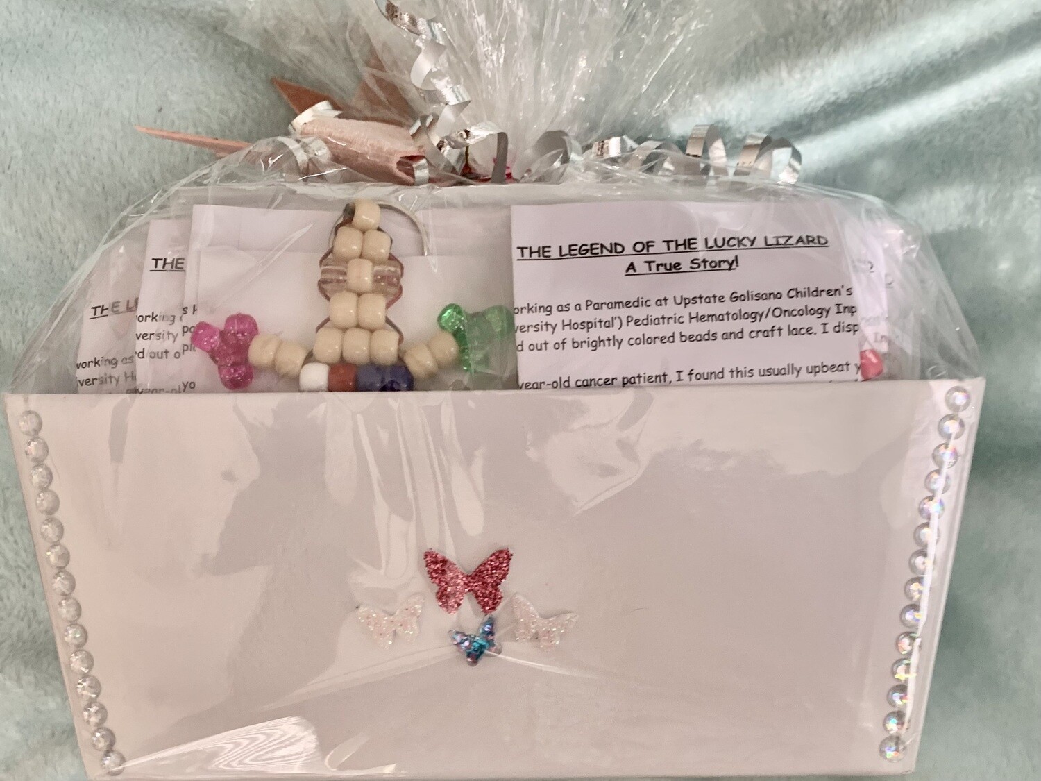 Lucky Lizard Send-A-Smile Basket - American Flag Design