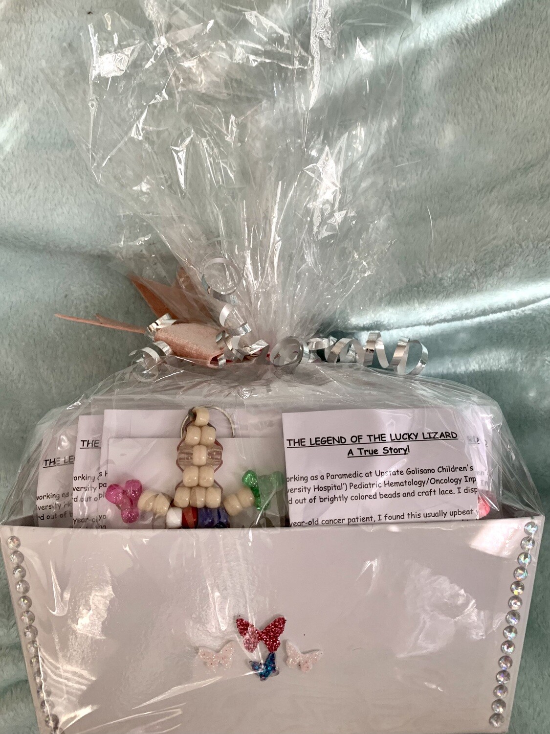 Lucky Lizard Send-A-Smile Basket - American Flag Design