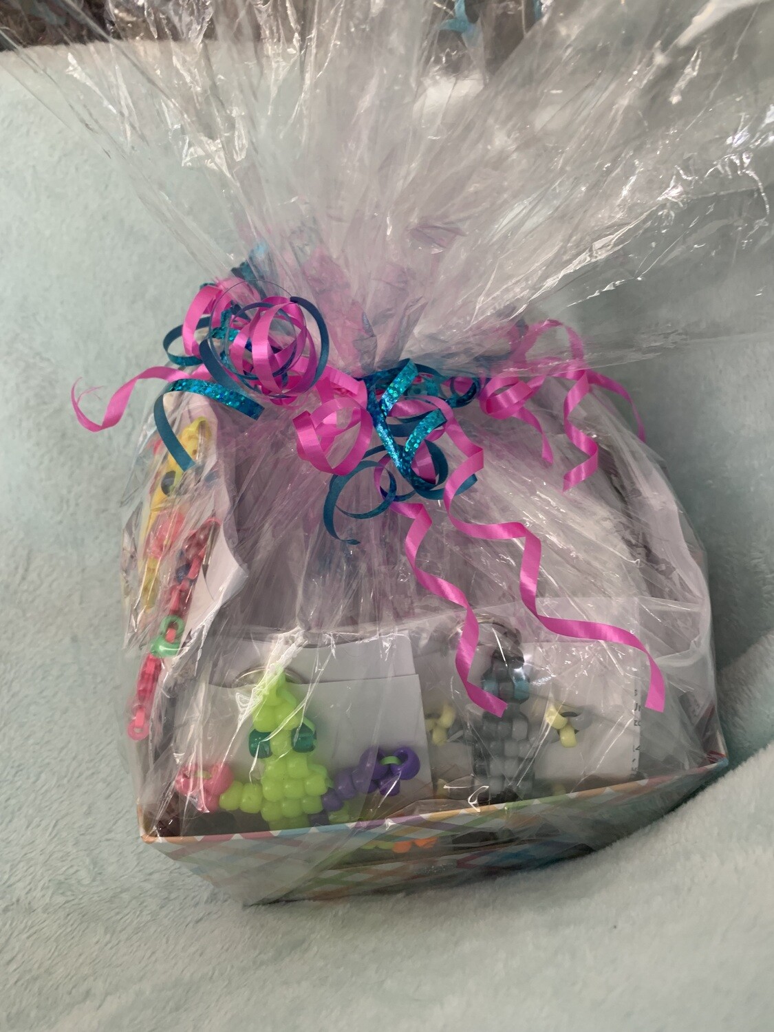 Lucky Lizard Send-a-Smile Basket - Single Diagonal &amp; Double Diagonal Design