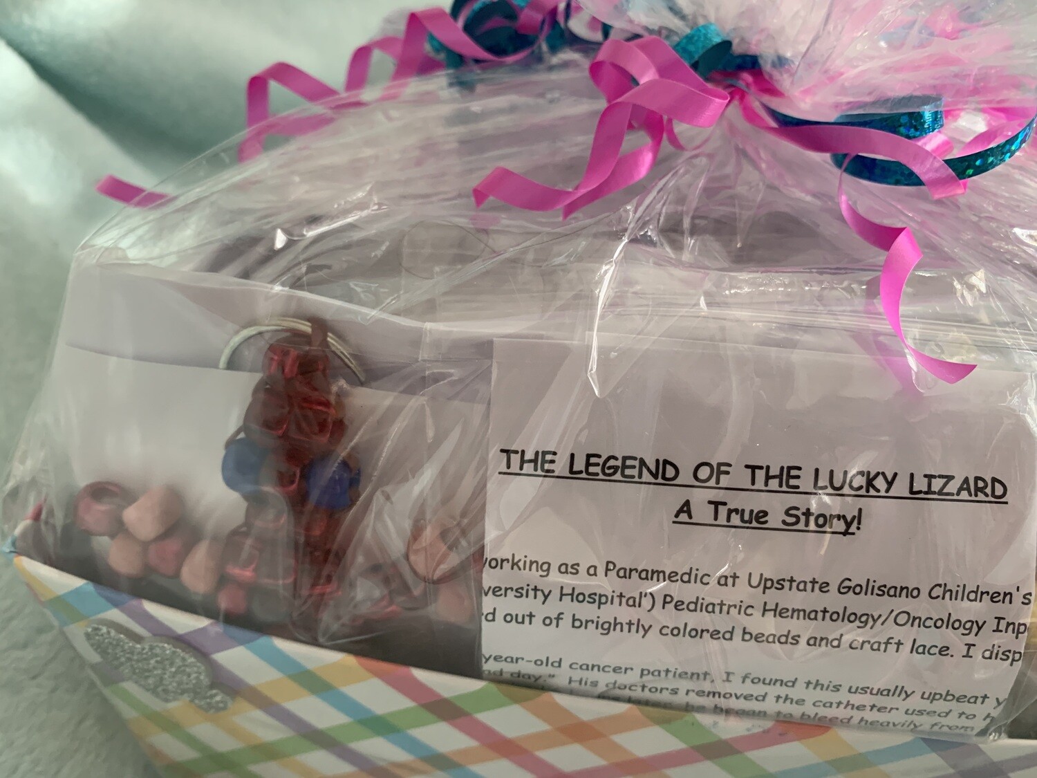 Lucky Lizard Send-a-Smile Basket - Single Diagonal &amp; Double Diagonal Design