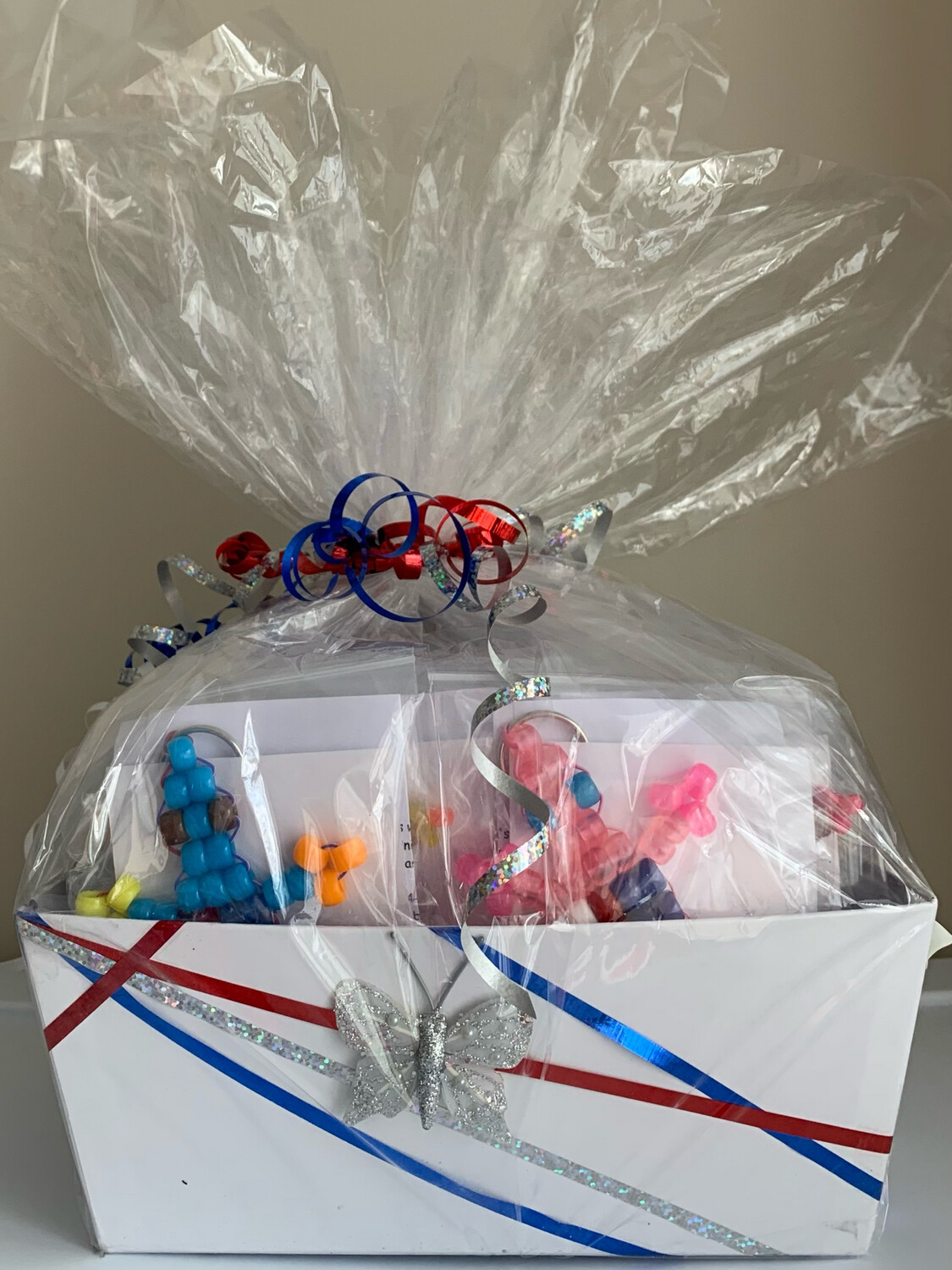 Lucky Lizard Send-A-Smile Basket - American Flag Design