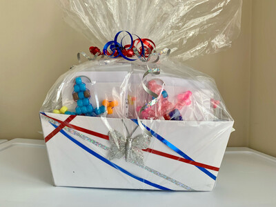 Lucky Lizard Send-A-Smile Basket - American Flag Design
