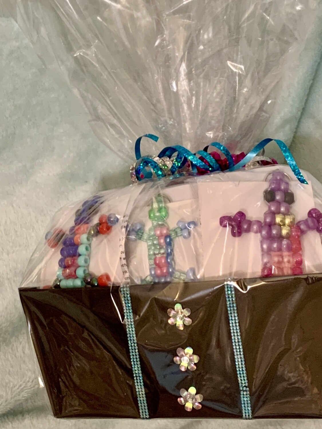 Lucky Lizard Send-A-Smile Basket -  Pink Bubble Journey Design