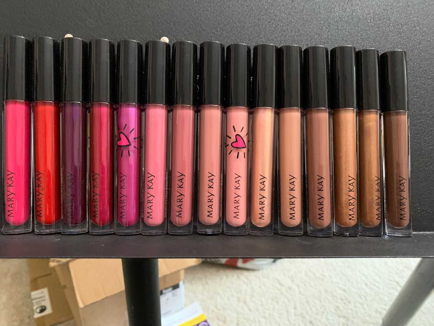 LUCKY LIZARD &amp; A  LIP GLOSS FEATURING LTD ED MARY KAY HOPEFUL LILAC