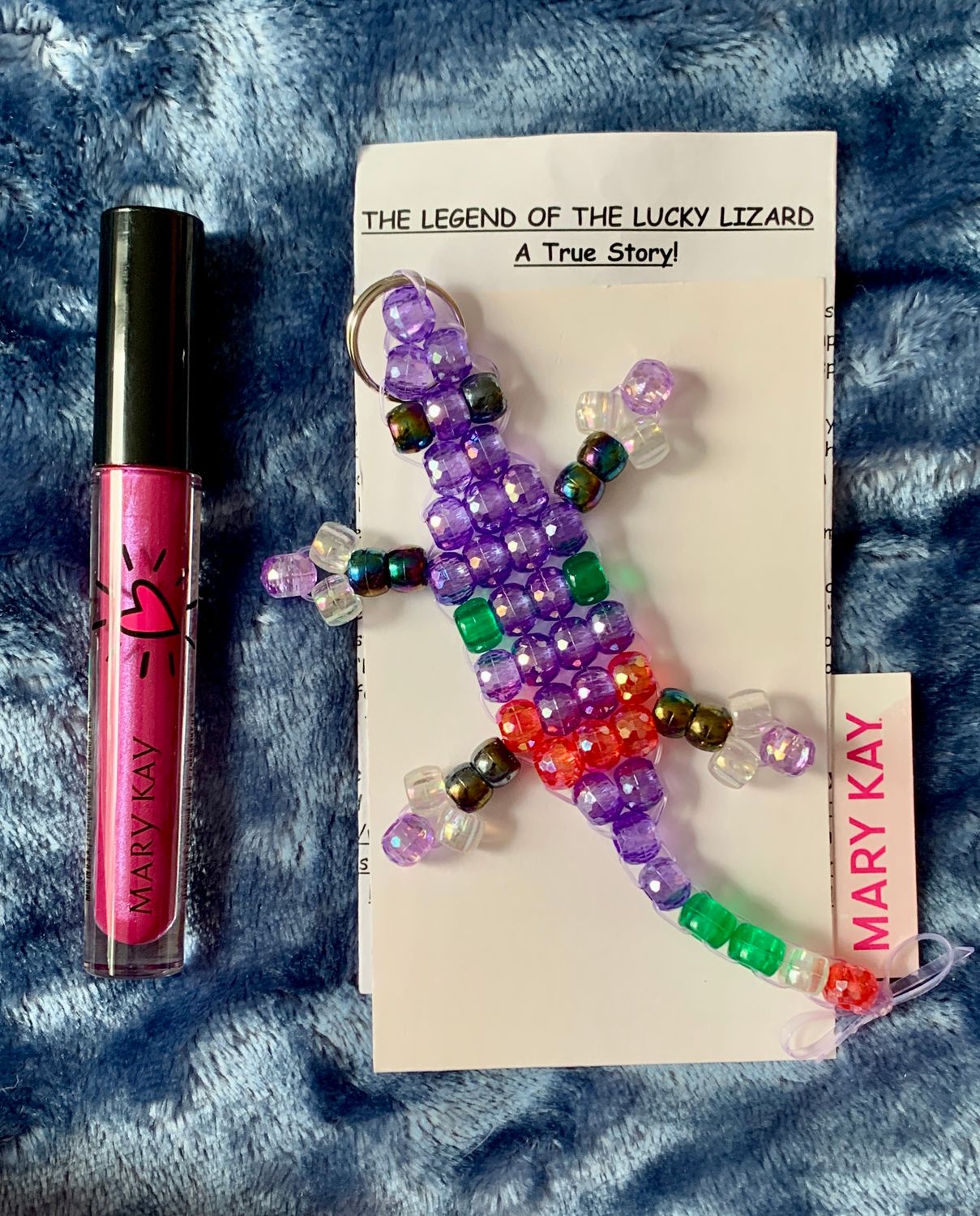 LUCKY LIZARD &amp; A  LIP GLOSS FEATURING LTD ED MARY KAY HOPEFUL LILAC