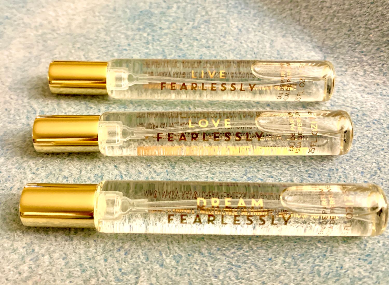 Lucky Lizard Send-A-Smile Women's Fragrance Sampler Gift Set