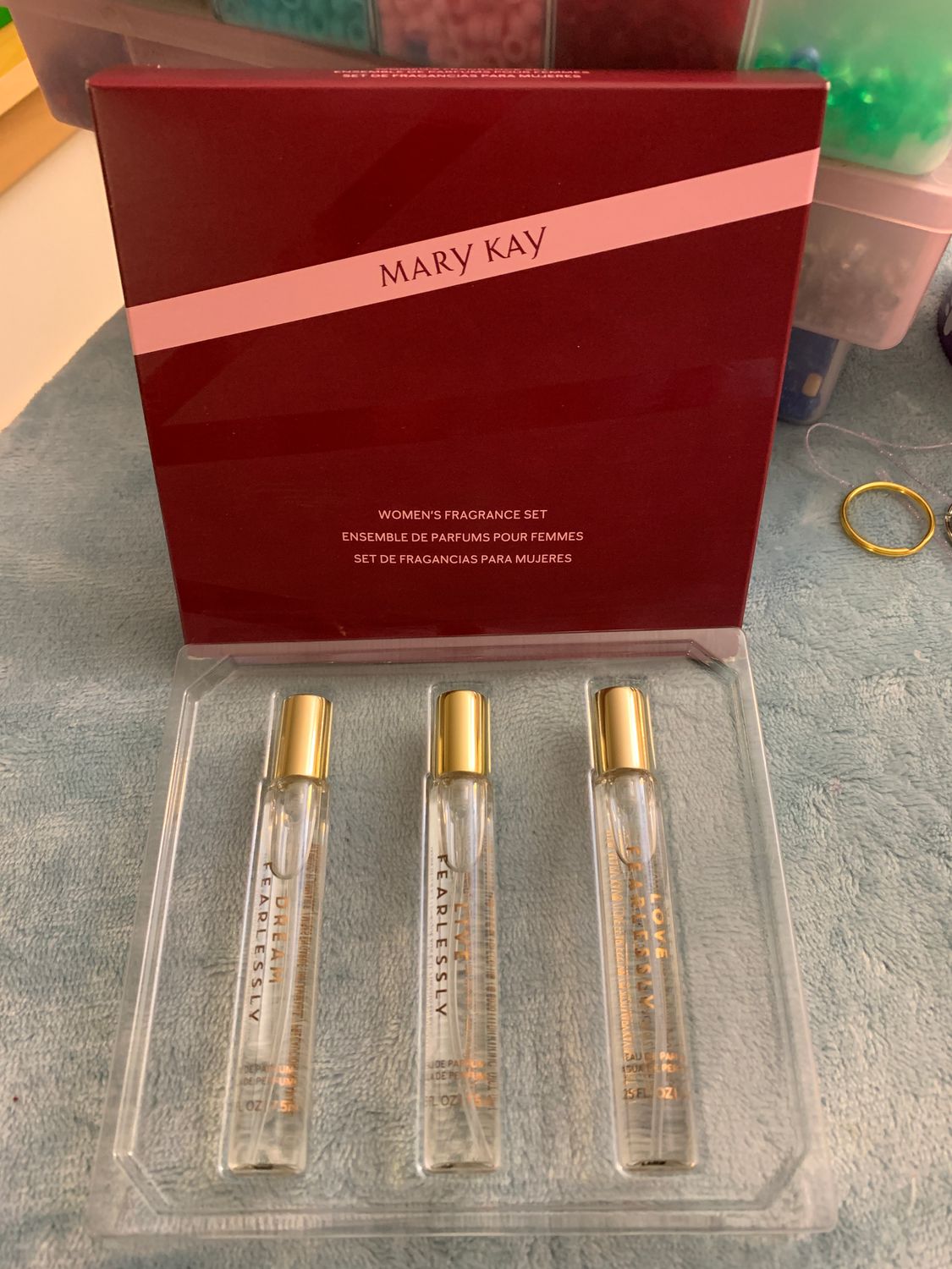 Lucky Lizard Send-A-Smile Women's Fragrance Sampler Gift Set